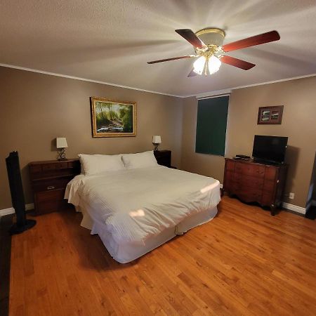 Bluejay Suites B&B ไวท์ฮอร์ส ภายนอก รูปภาพ