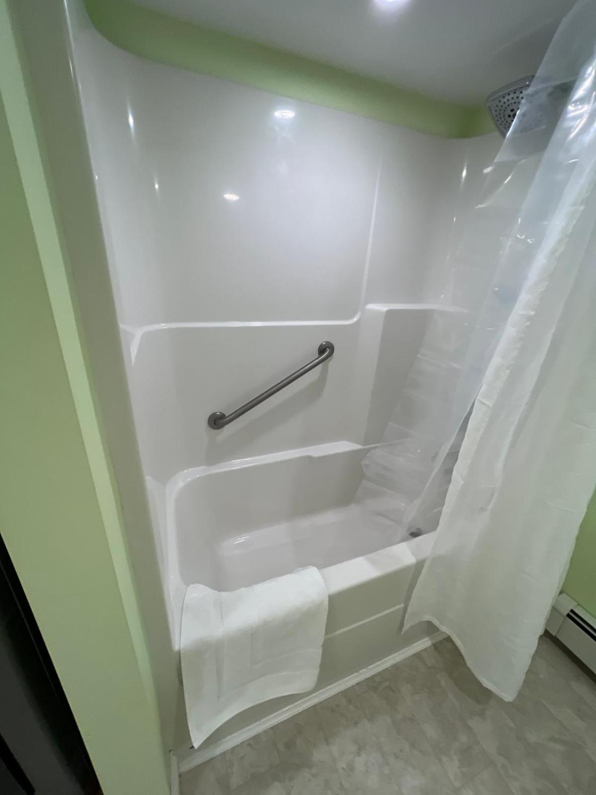 Bluejay Suites B&B ไวท์ฮอร์ส ภายนอก รูปภาพ